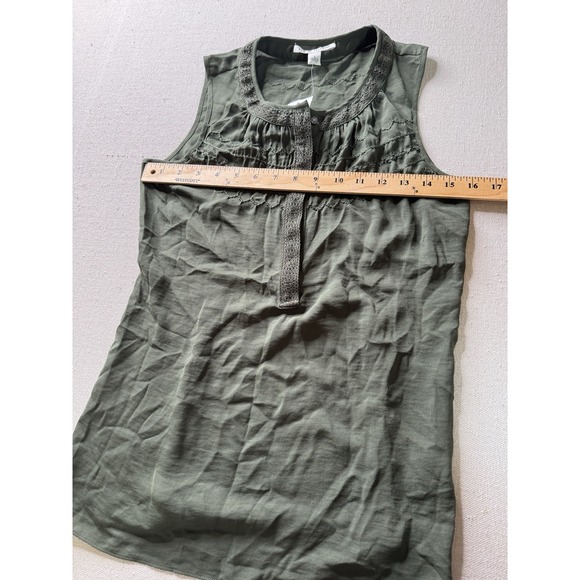 NWT Banana Republic Women's Olive Green Ruffled Sleeveless Blouse - Size 2 - Picture 7 of 8